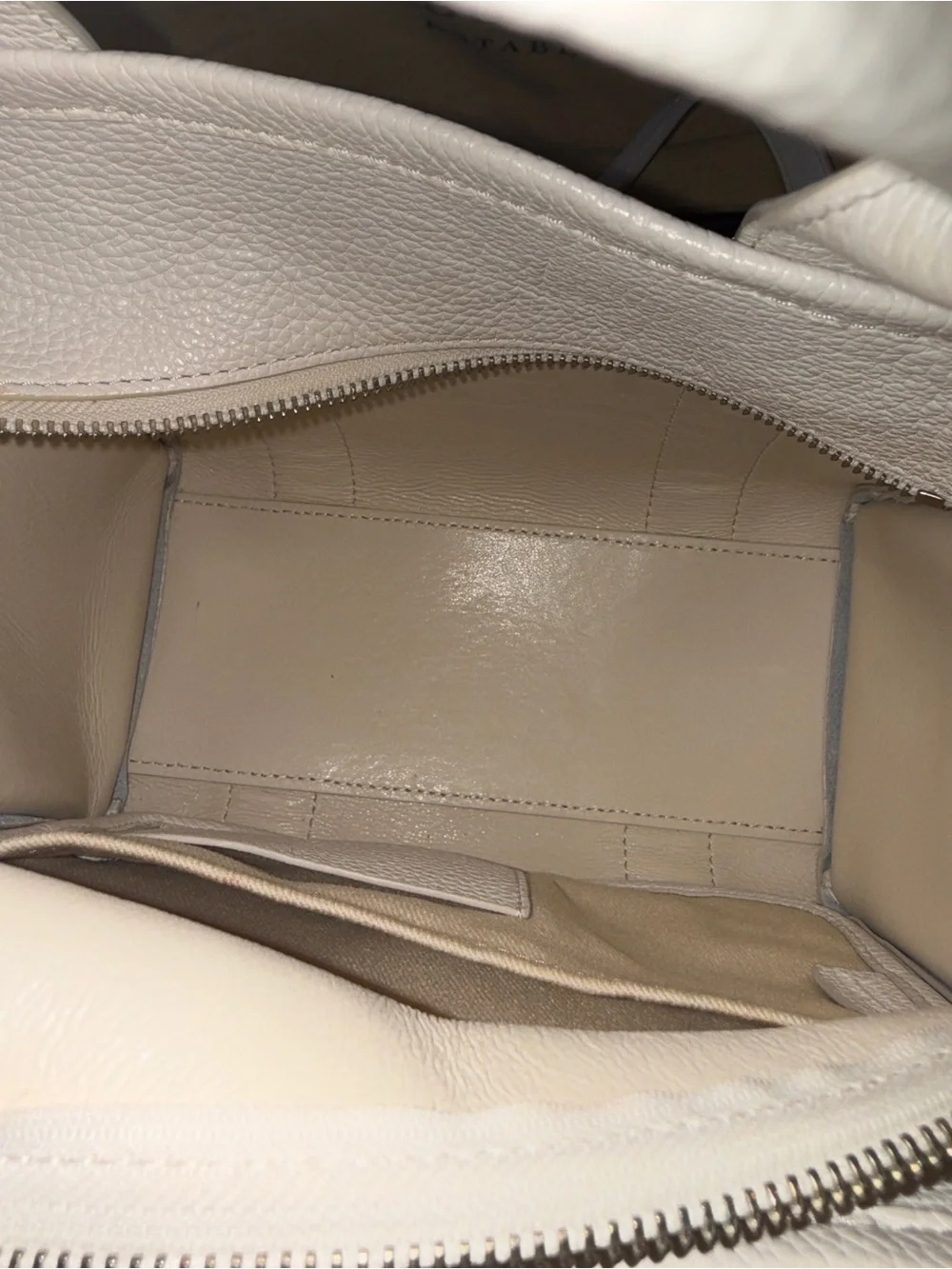 Marc Jacobs Cream The Tote Bag Pebbled Leather